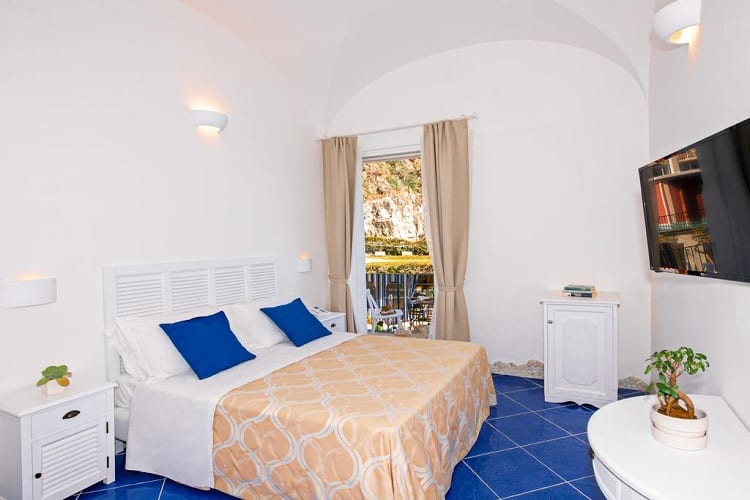Hotel Alfonso A Mare - Best Hotels in Praiano - Room