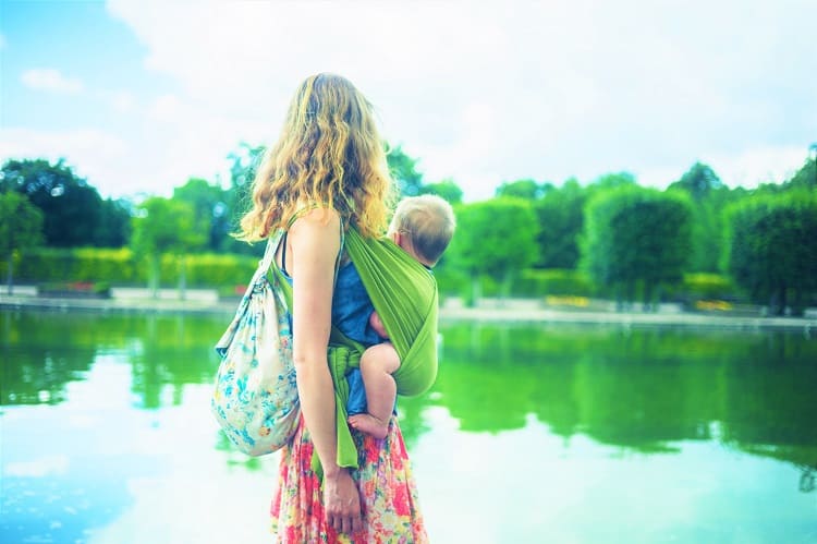 BEST WATER BABY CARRIERS, WRAPS & RINGS - Quality Waterproof Baby Carriers