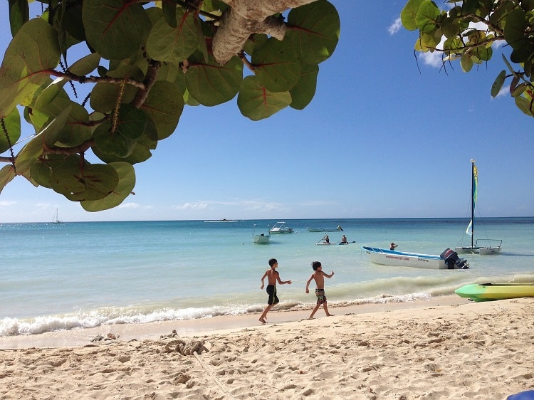 7 Fun Activities to do in the Caribbean With Kids - Kids on the Beach