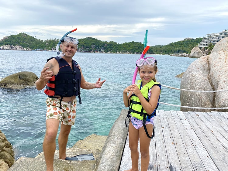 Snorkelling in Koh Tao, Shark Villas Koh Tao, Thailand, father and daughter snorkeling